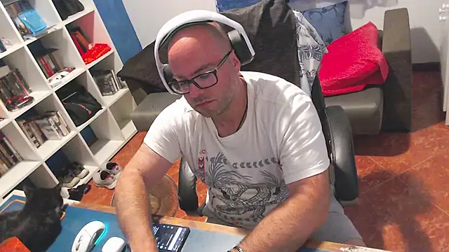 ravingr4d4 online show from 06-15-26, 10:53