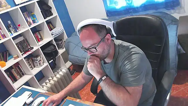 ravingr4d4 online show from 04-07-26, 09:55