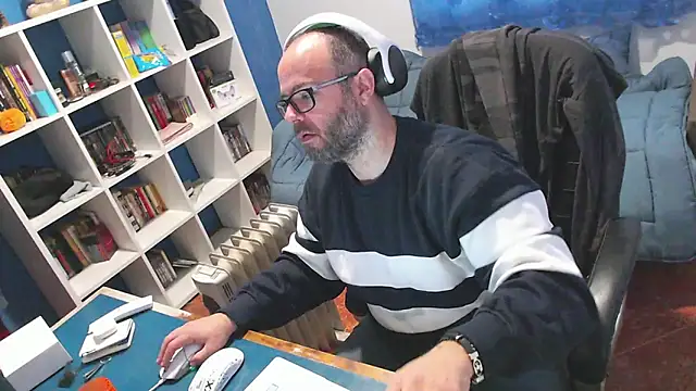 ravingr4d4 online show from 01-13-26, 11:25