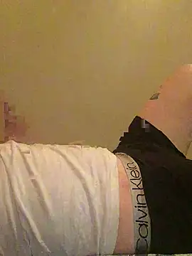 Snapshot of Tylerx9 chatting on 03-17-26, 03:09 Tylerx9 online show from 03-17-26, 03:09