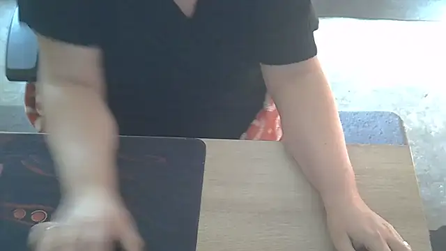 Snapshot of Silvia2277 chatting on 01-11-26, 12:01 Silvia2277 online show from 01-11-26, 12:01