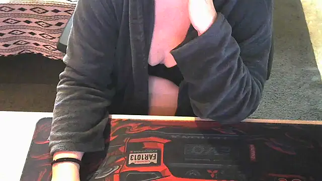 Snapshot of Silvia2277 chatting on 02-24-26, 10:38 Silvia2277 online show from 02-24-26, 10:38