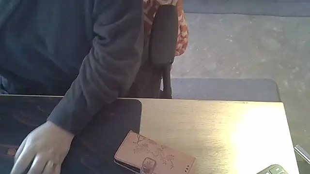 Snapshot of Silvia2277 chatting on 01-15-26, 06:50 Silvia2277 online show from 01-15-26, 06:50