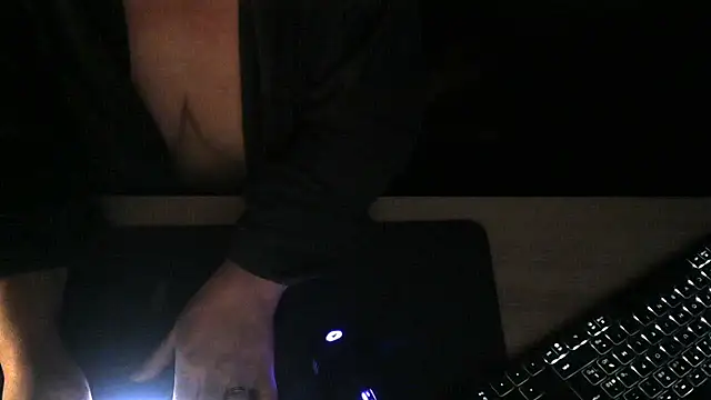 Snapshot of Silvia2277 chatting on 01-09-26, 08:38 Silvia2277 online show from 01-09-26, 08:38