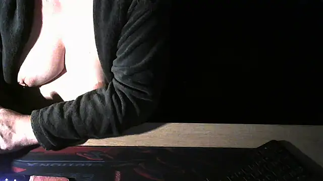 Snapshot of Silvia2277 chatting on 12-05-25, 08:06 Silvia2277 online show from 12-05-25, 08:06