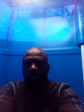 Robzevyrus online show from 10-16-25, 04:10