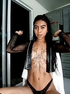 moon dreamms online show from 09-14-25, 05:08