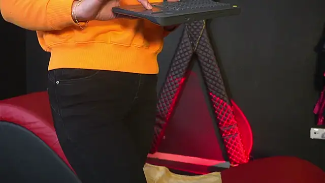 CelineConner online show from 03-08-26, 05:00