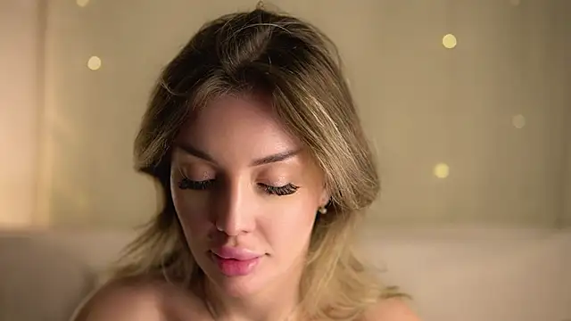 AnnyBangs online show from 03-10-25, 12:49