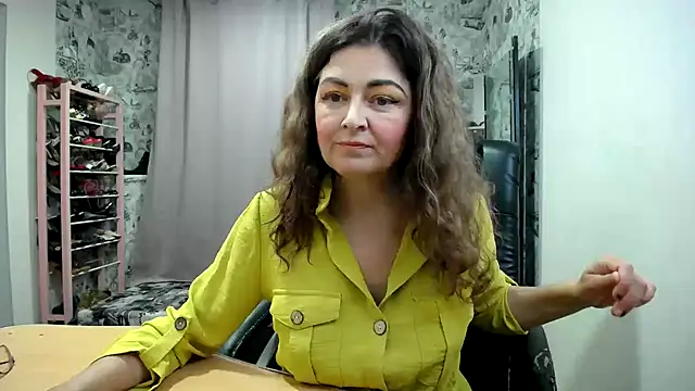 Helen1974 online show from 04-27-26, 04:49