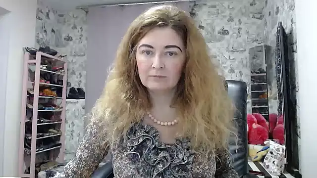 Snapshot of Helen1974 chatting on 01-13-25, 03:34 Helen1974 online show from 01-13-25, 03:34