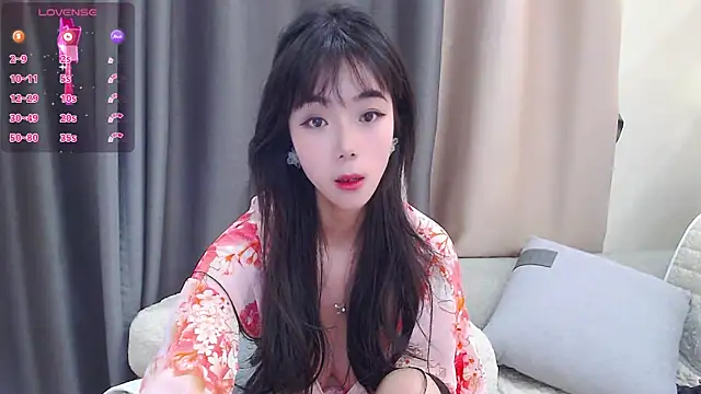 Snapshot of Duludulu_007 chatting on 02-06-25, 06:29 Duludulu 007 online show from 02-06-25, 06:29