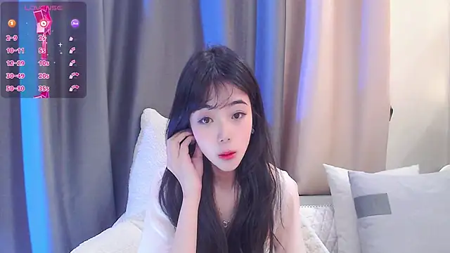 Snapshot of Duludulu_007 chatting on 03-05-25, 06:44 Duludulu 007 online show from 03-05-25, 06:44