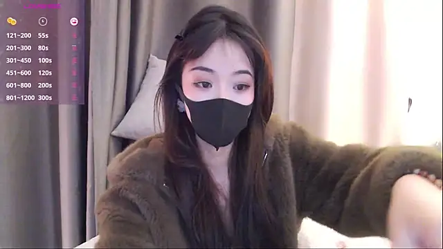 Snapshot of Duludulu_007 chatting on 10-13-25, 04:25 Duludulu 007 online show from 10-13-25, 04:25