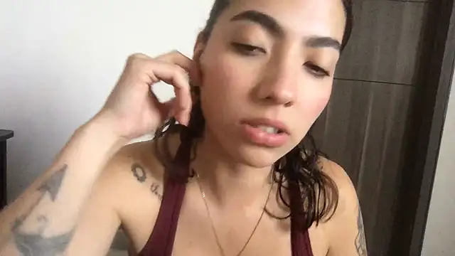 Sophi  a online show from 07-16-26, 10:07