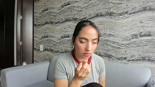 Snapshot of Sophi__a chatting on 11-07-25, 08:57 Sophi a online show from 11-07-25, 08:57