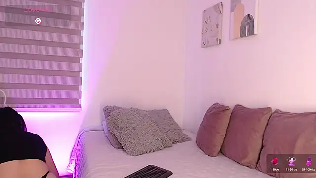 Megan FE online show from 11-07-25, 01:48