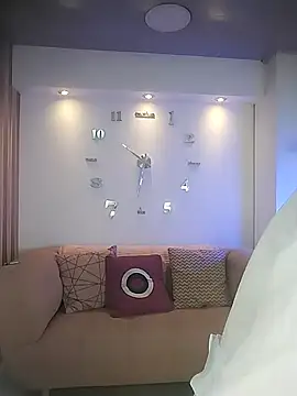 CaroFisher online show from 10-04-25, 02:40