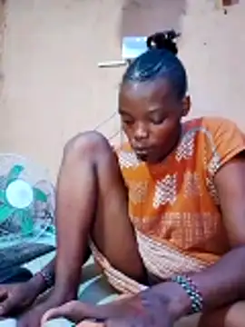 cute naimah online show from 02-25-26, 06:41