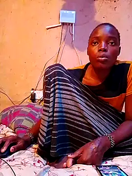 cute naimah online show from 11-18-25, 05:27