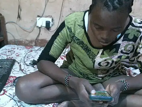 cute naimah online show from 04-13-26, 07:51