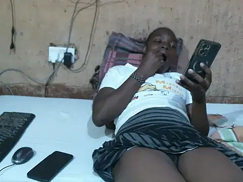 cute naimah online show from 04-29-26, 05:30