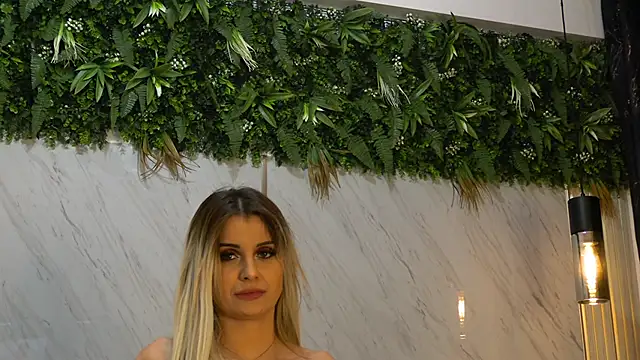 MiaCharm online show from 01-31-26, 07:56