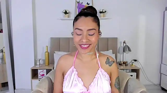 Zoe Gruber online show from 05-15-26, 11:03