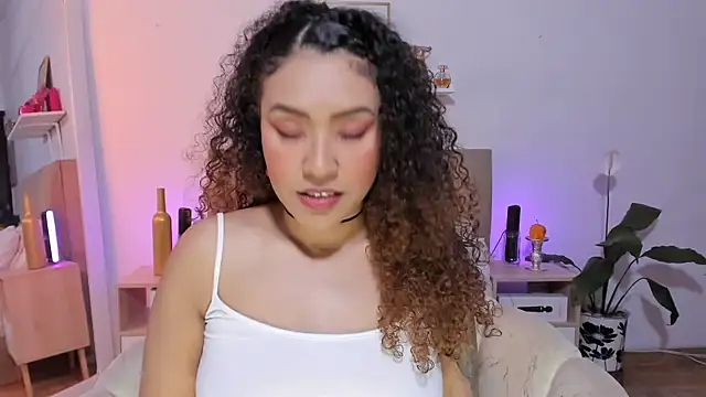 Zoe Gruber online show from 01-10-26, 12:17