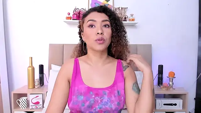 Zoe Gruber online show from 12-14-25, 08:47