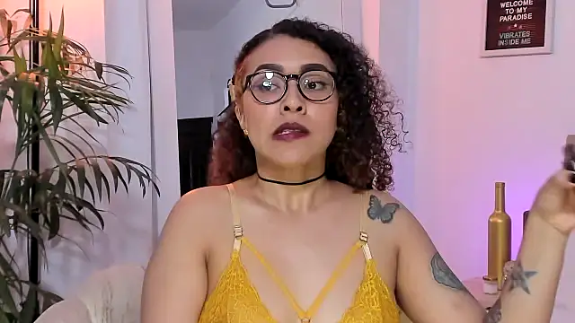 Zoe Gruber online show from 11-27-25, 12:33