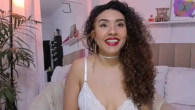 Zoe Gruber online show from 11-22-25, 10:30