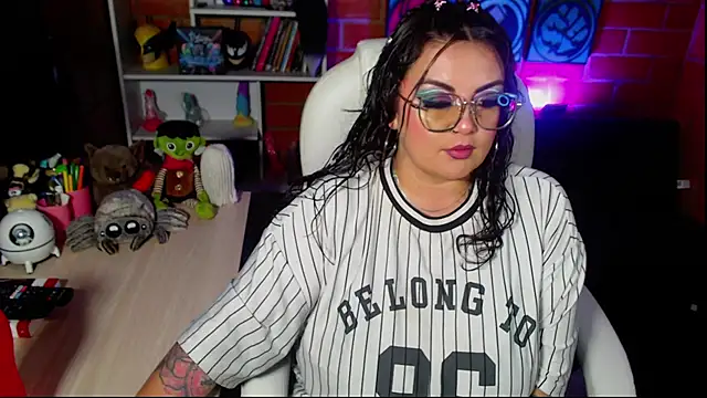 juliette rd online show from 10-02-25, 03:21
