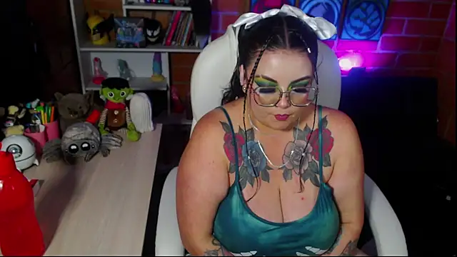 juliette rd online show from 10-07-25, 04:13