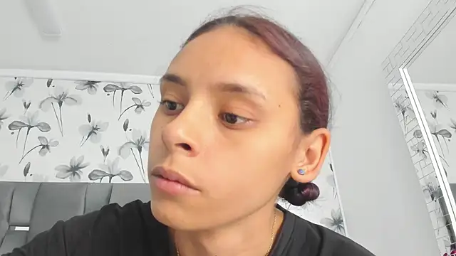 Snapshot of Ehotloveaxxx chatting on 10-11-25, 01:56 Ehotloveaxxx online show from 10-11-25, 01:56