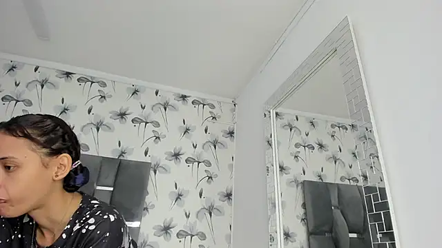 Snapshot of Ehotloveaxxx chatting on 02-27-25, 01:38 Ehotloveaxxx online show from 02-27-25, 01:38