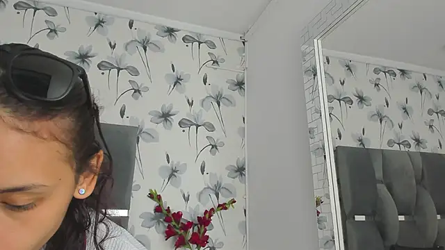 Snapshot of Ehotloveaxxx chatting on 09-25-25, 02:12 Ehotloveaxxx online show from 09-25-25, 02:12