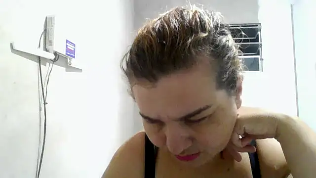 laiscibelle online show from 02-09-26, 03:59