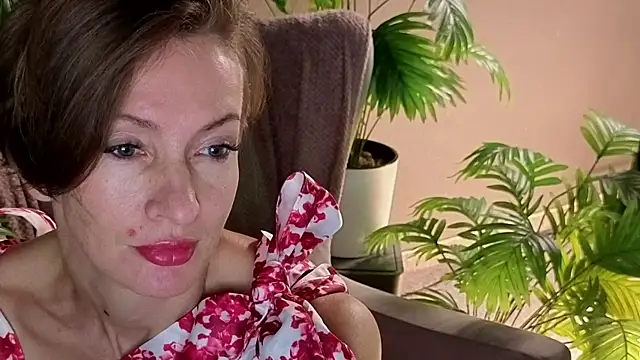 Dorothy Meyer online show from 09-17-25, 04:25