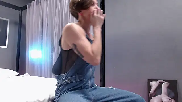 Dorothy Meyer online show from 11-29-25, 09:04