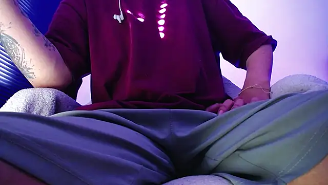 zacwatson  online show from 11-01-25, 12:43