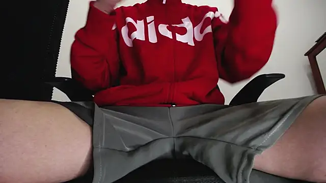 zacwatson  online show from 04-10-26, 12:39