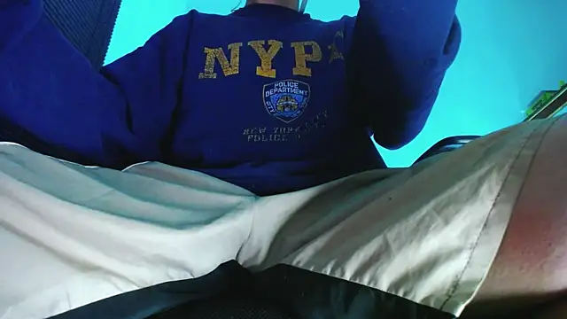 zacwatson  online show from 01-07-26, 01:43