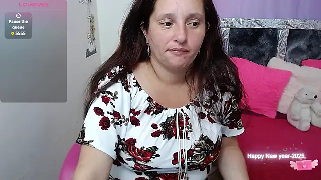 Snapshot of CristialJones_ chatting on 01-30-25, 02:15 CristialJones online show from 01-30-25, 02:15