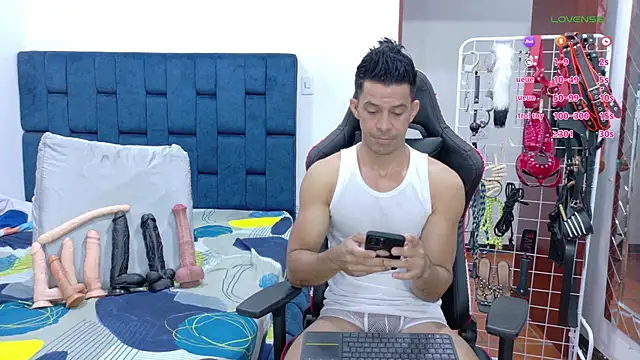 JoseRumbero26 online show from 02-09-26, 11:52