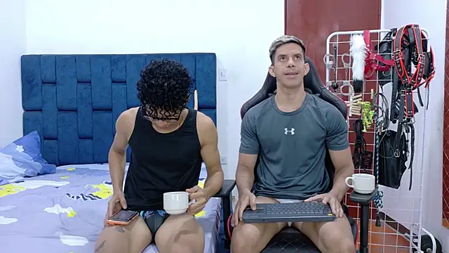 JoseRumbero26 online show from 12-21-25, 12:29