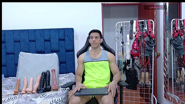 Snapshot of JoseRumbero26 chatting on 05-01-26, 02:16 JoseRumbero26 online show from 05-01-26, 02:16
