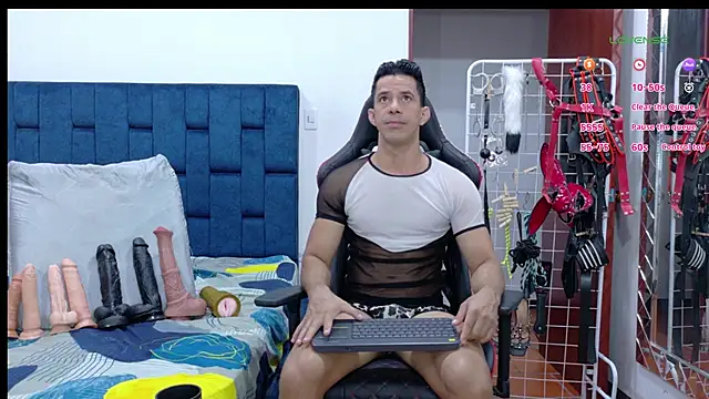 JoseRumbero26 online show from 02-14-26, 02:12