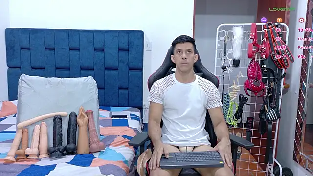 JoseRumbero26 online show from 02-06-26, 01:45