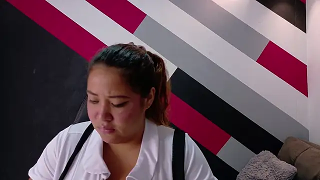 I am yours- online show from 10-19-25, 11:46